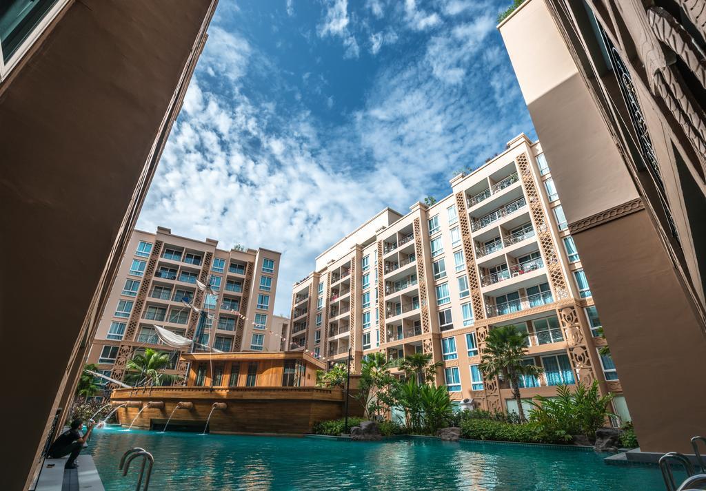 Atlantis Condo Resort Pattaya Джомтьен Экстерьер фото